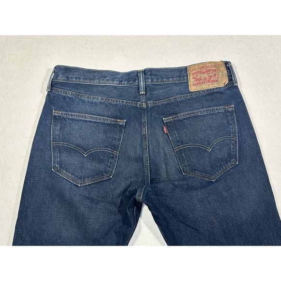 Levis 501 Jeans Straight Leg Button Fly Med Stonewash Mens 36x32 - Picture 9 of 11